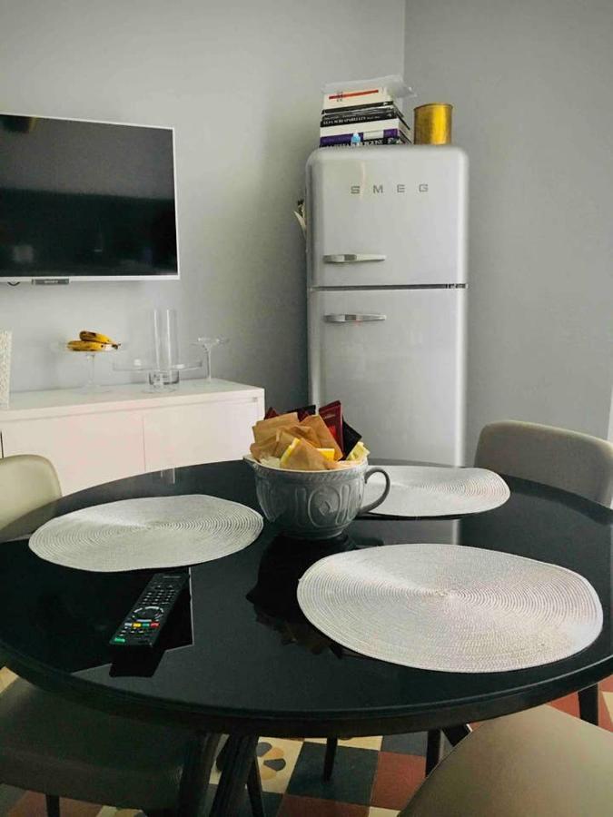A Casa Di... Apartment Милано Екстериор снимка